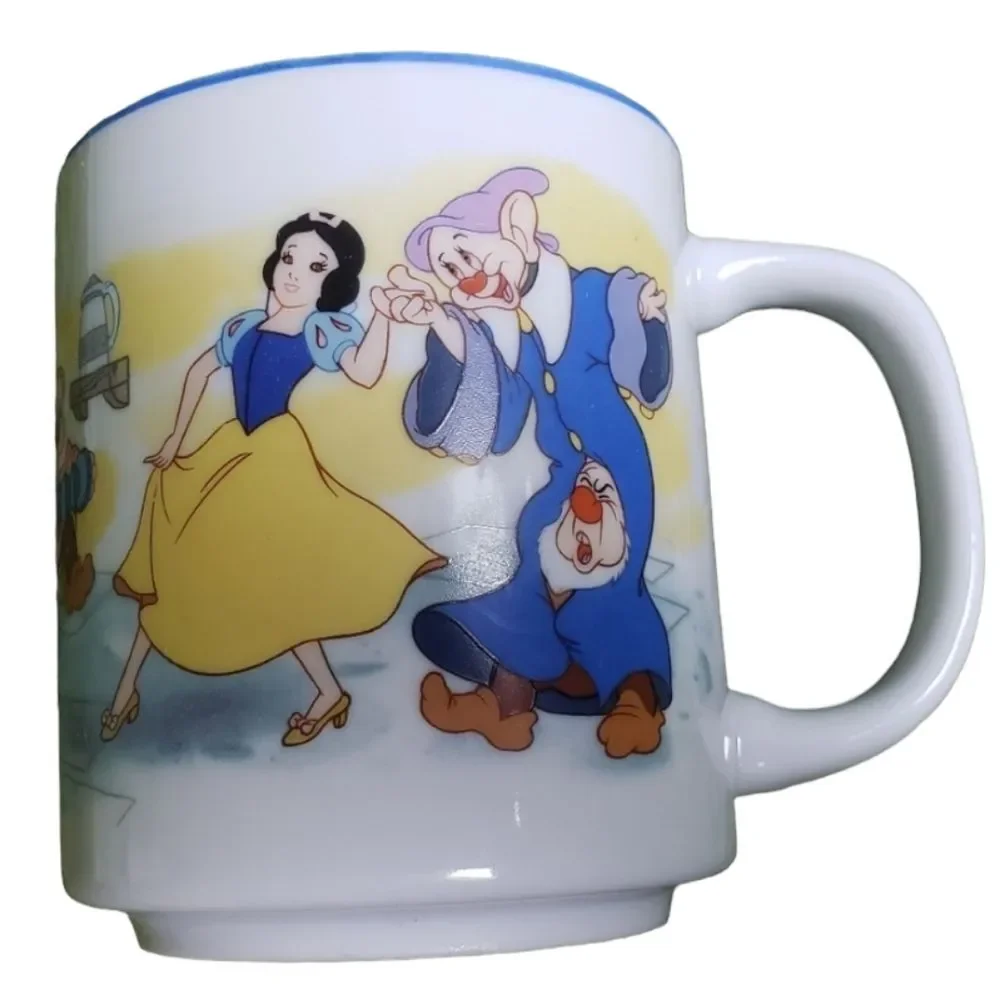 WALT•DISNEY SNOW WHITE MUG (VINTAGE)